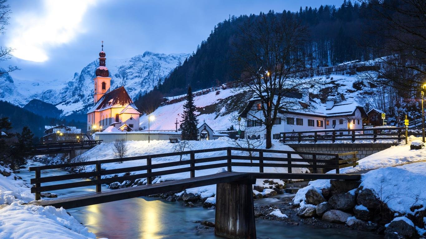 Berlin, Cologne, Dresden, Hamburg, Leipzig, Munich, Nuremberg, Stuttgart, Rostock, Berchtesgaden