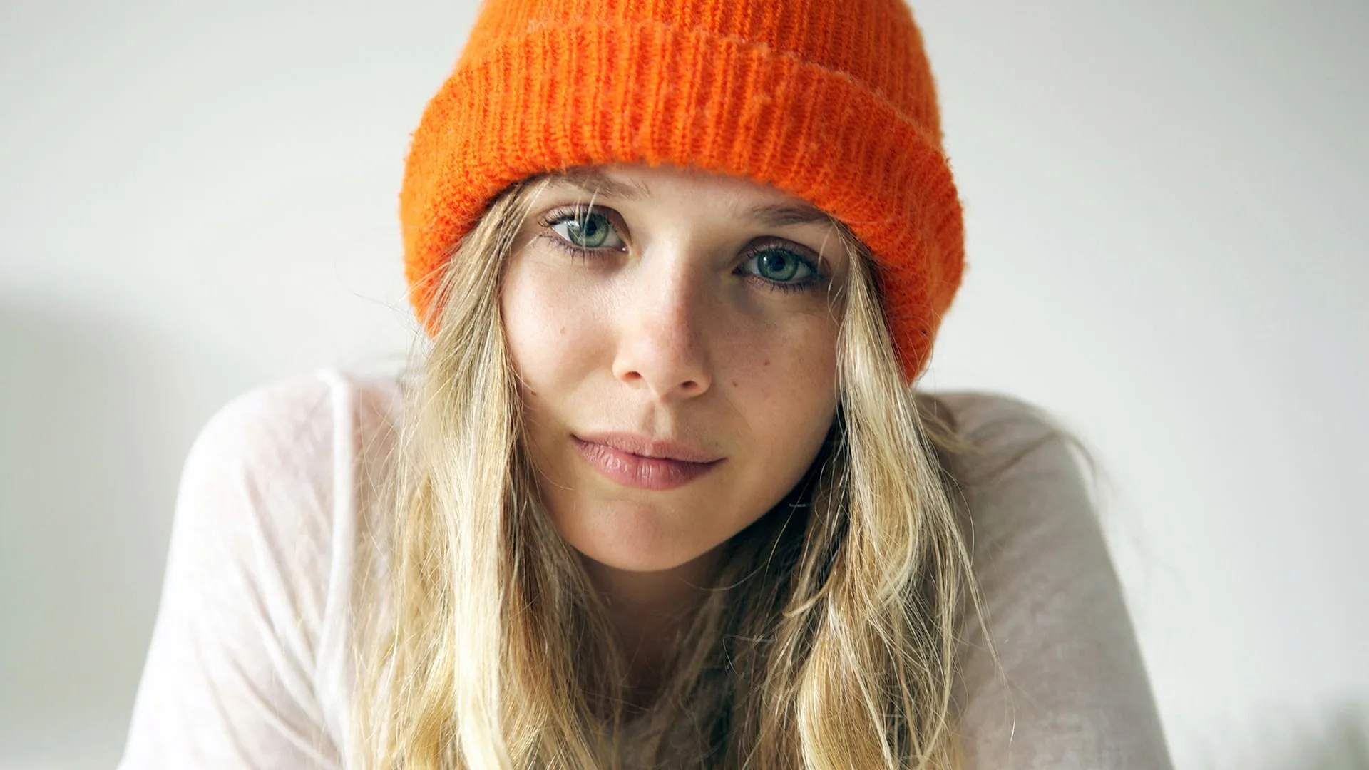 25 Elizabeth Olsen Latest Wallpapers 84 Elizabeth Olsen wallpapers,Actress wallpapers,Wallpaper designs,Hollywood wallpapers,Marvel wallpapers,Scarlet Witch wallpapers,Avenger wallpapers,Celebrities wallpapers,Photoshoot wallpapers,Background wallpapers,Glamour wallpapers,Style wallpapers,Fashion wallpapers,Beauty wallpapers,Filmography wallpapers,Entertainment wallpapers,Celebrity wallpapers,Mobile wallpapers,Desktop wallpapers,High-resolution wallpapers,Celebrity fashion wallpapers,Red carpet wallpapers,Celebrity style wallpapers,Hollywood actress wallpapers,Elizabeth Olsen image wallpapers