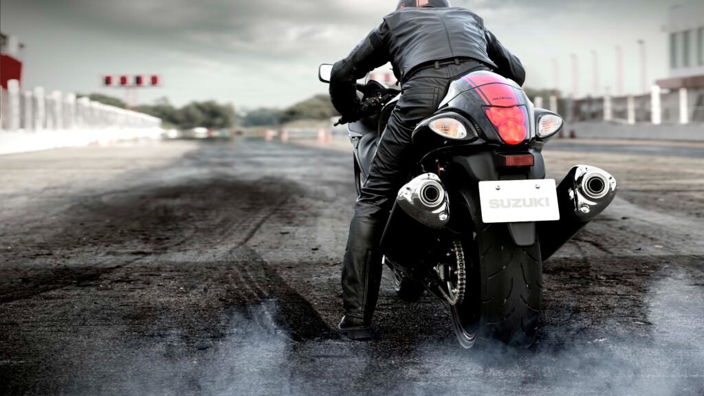 25 Suzuki HayaBusa Heavy Bike Wallpapers 2024 76 25 Suzuki HayaBusa Heavy Bike Wallpapers 2024