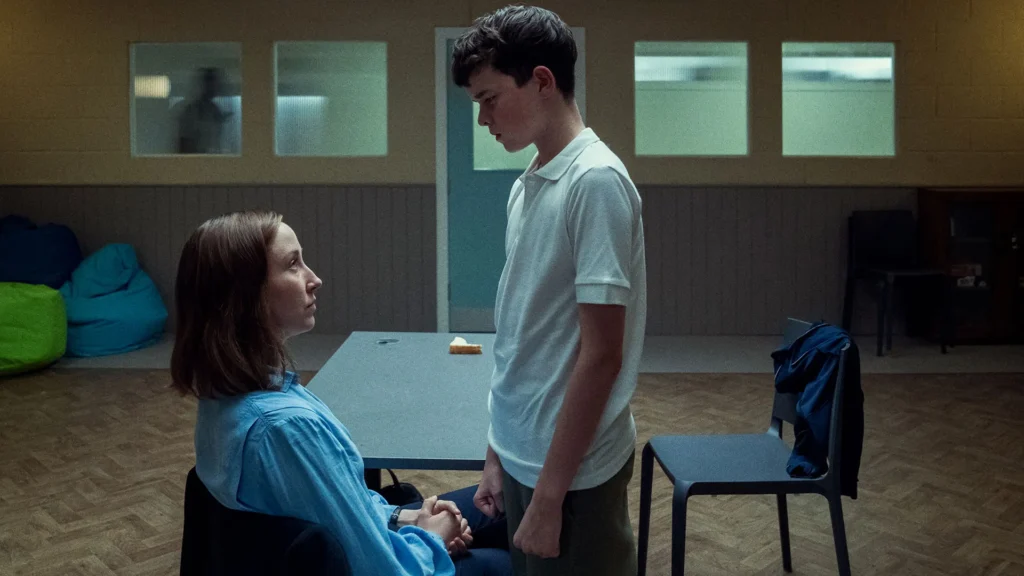 Netflix’s ‘Adolescence’: A Dark Dive into Fragile Masculinity 79 Cinematic Choices: The One-Take Approach
