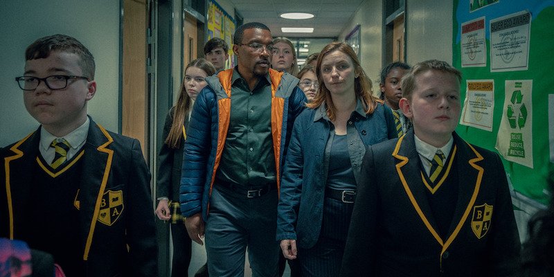 Netflix’s ‘Adolescence’: A Dark Dive into Fragile Masculinity 81 The School and Social Media